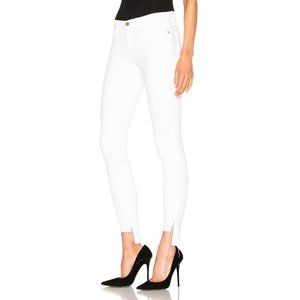Frame Le Skinny de Jeanne Blanc Raw Stagger Hem Jeans